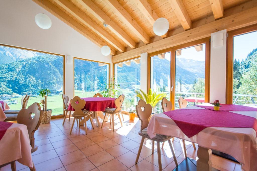 Curaglia Hotel Cuntera מראה חיצוני תמונה