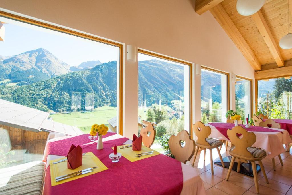 Curaglia Hotel Cuntera מראה חיצוני תמונה