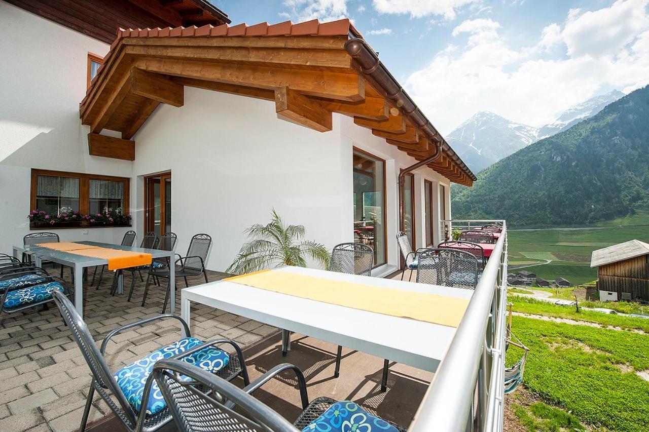 Curaglia Hotel Cuntera מראה חיצוני תמונה